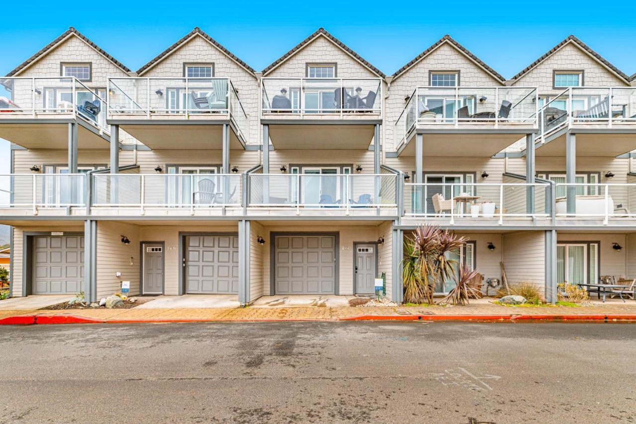 Eazybreezy Villa Rockaway Beach Exterior foto